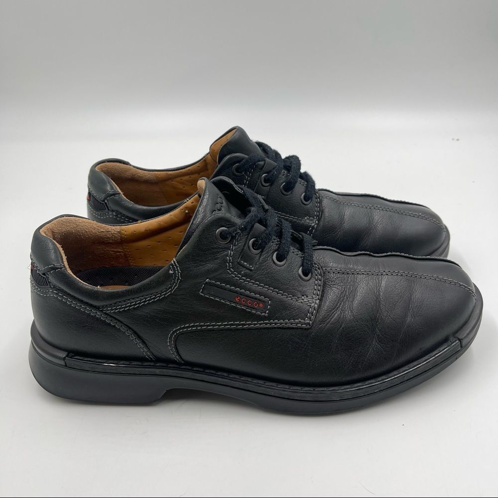 Ecco Black Leather Oxford